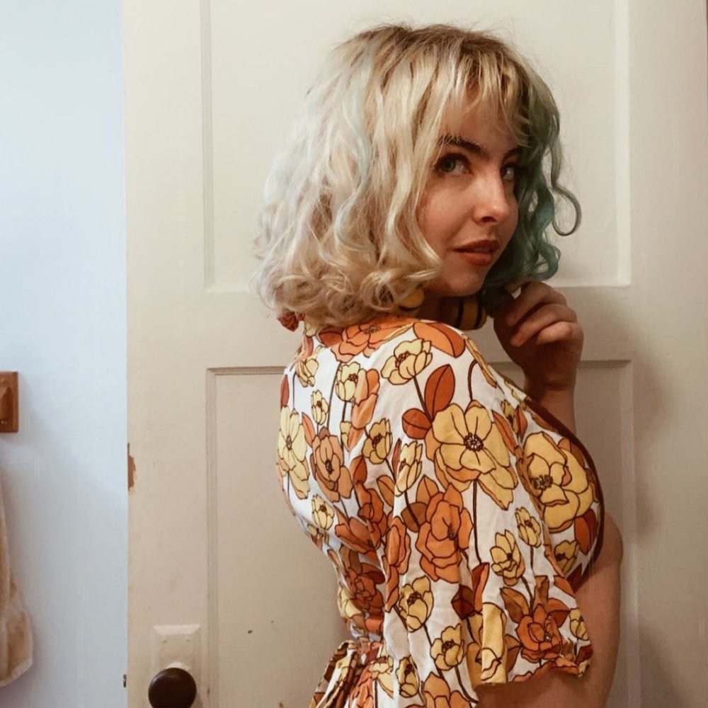 Meet your Posher, Charlotte